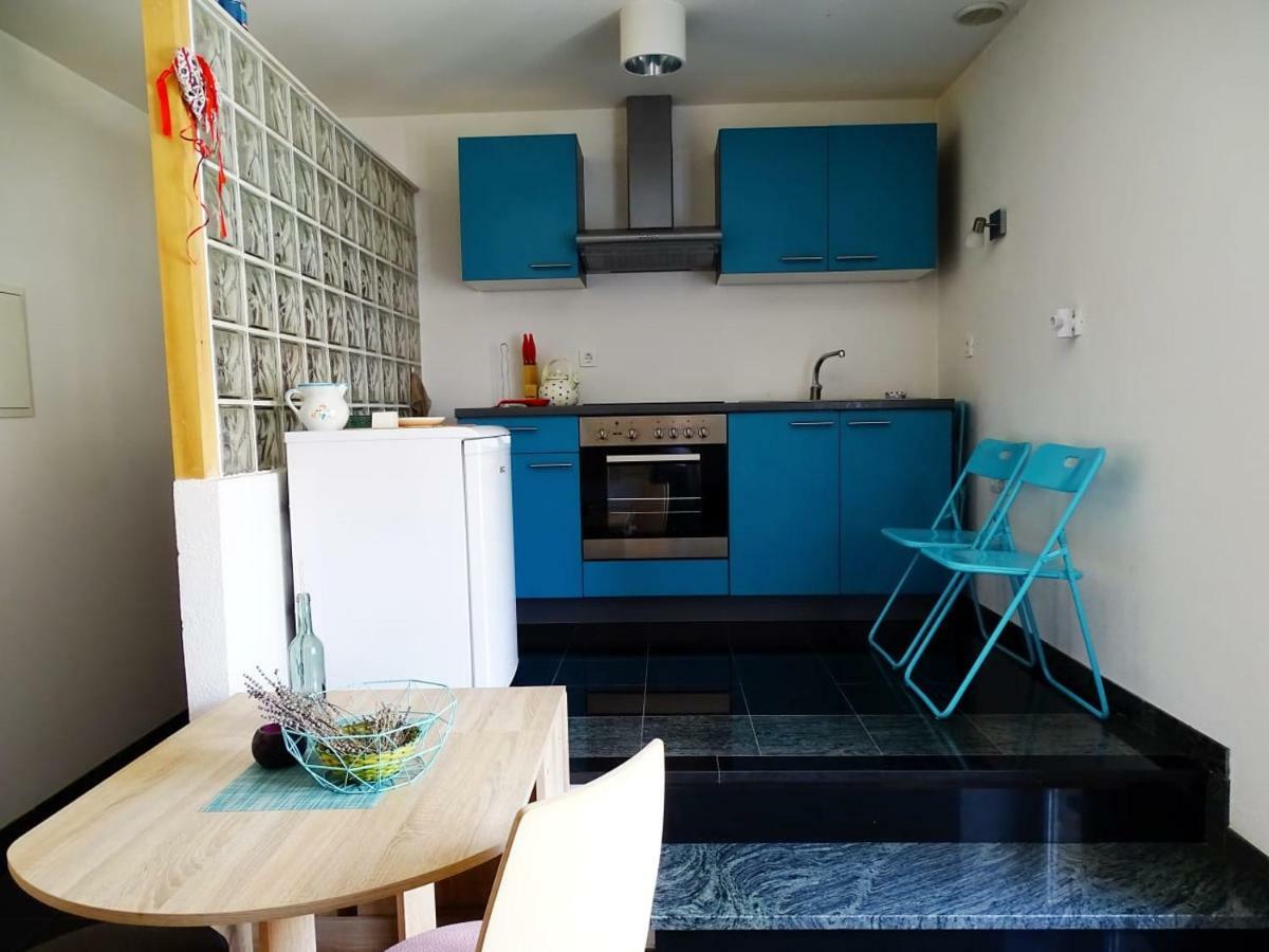 Apartment Naita ซินย์ ภายนอก รูปภาพ