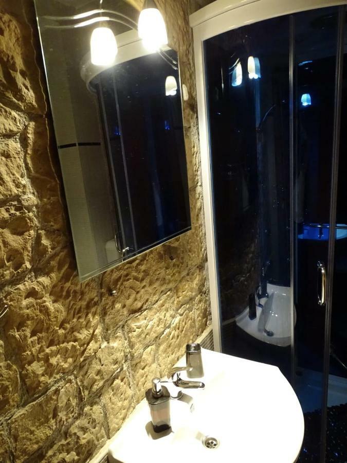 Apartment Naita ซินย์ ภายนอก รูปภาพ